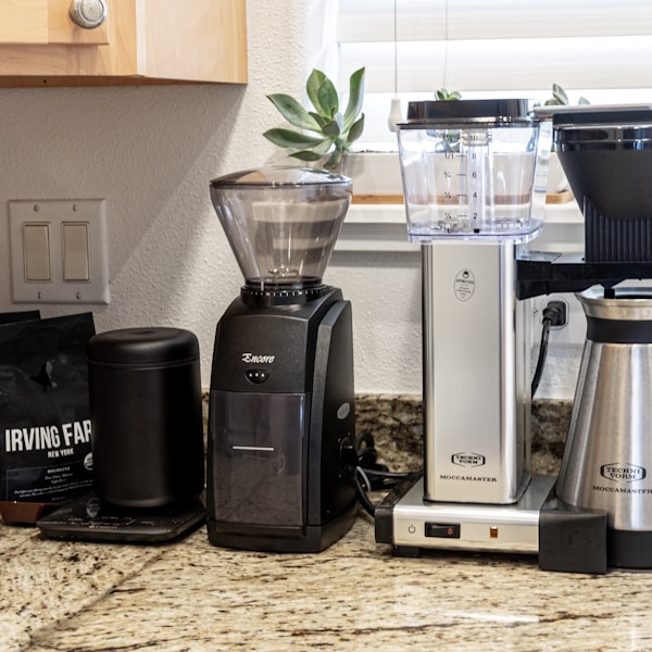 خلاط كهربائي متعدد الاستخدامات